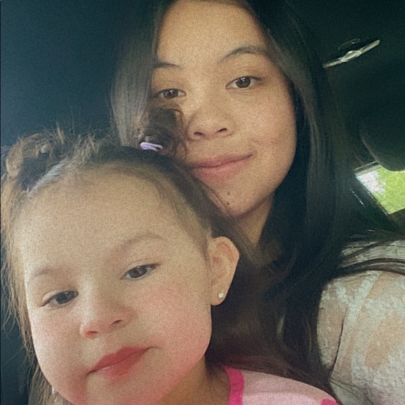 Meet your Posher, Sandra - Picture 1 of 1